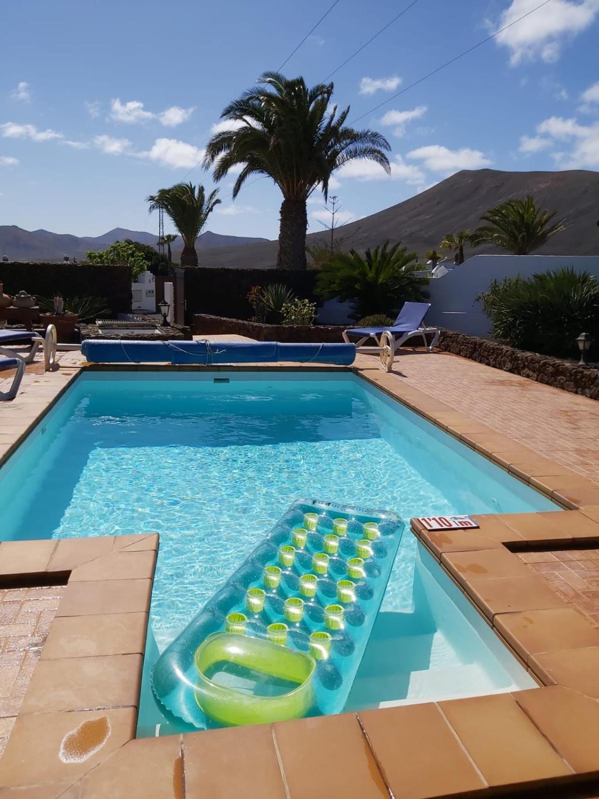 Villa Lucky - Heated Pool Mácher Oda fotoğraf